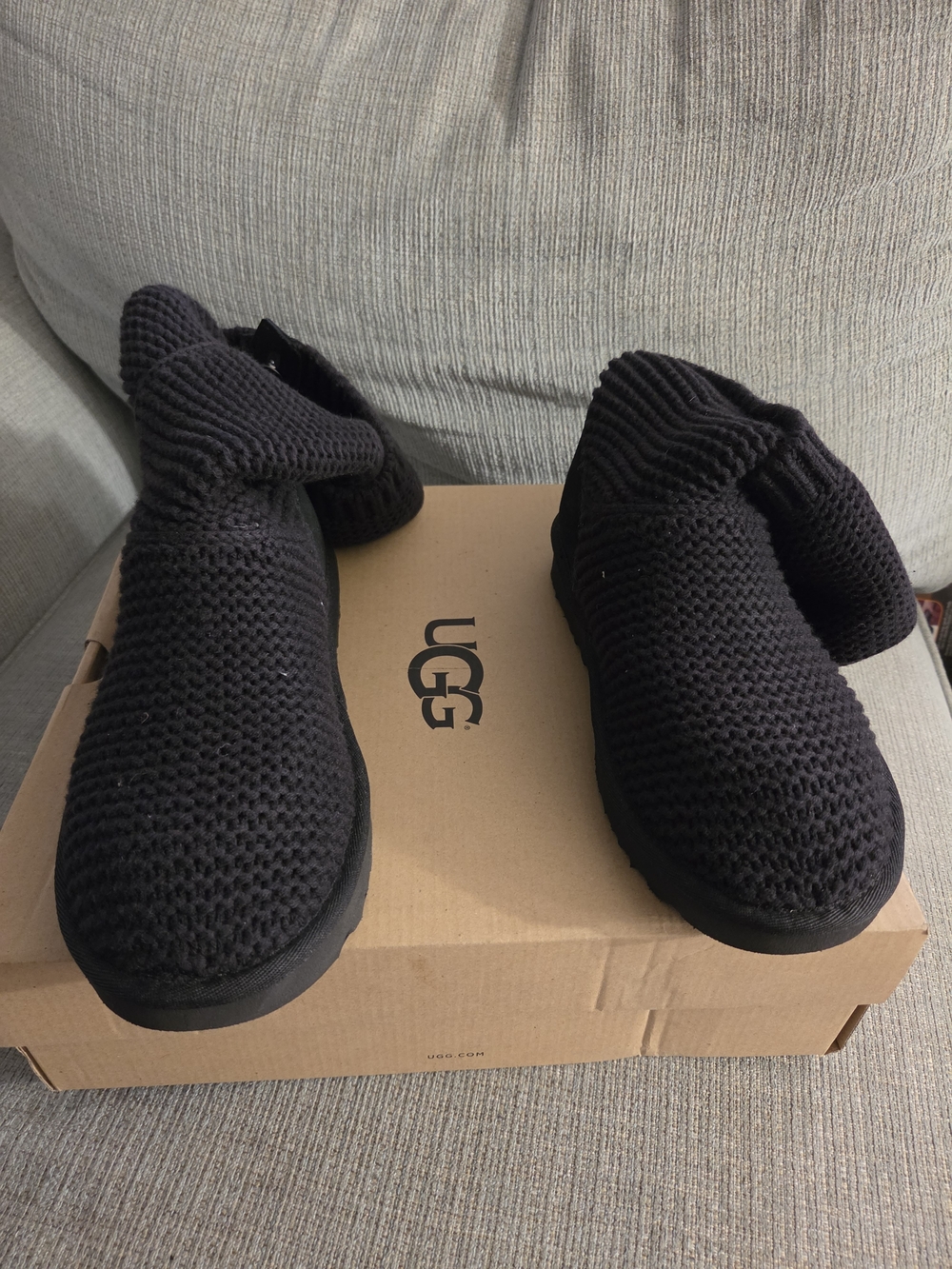 UGG Men's Black Knit Slip-On Loafers - Comfortable Everyday Shoes